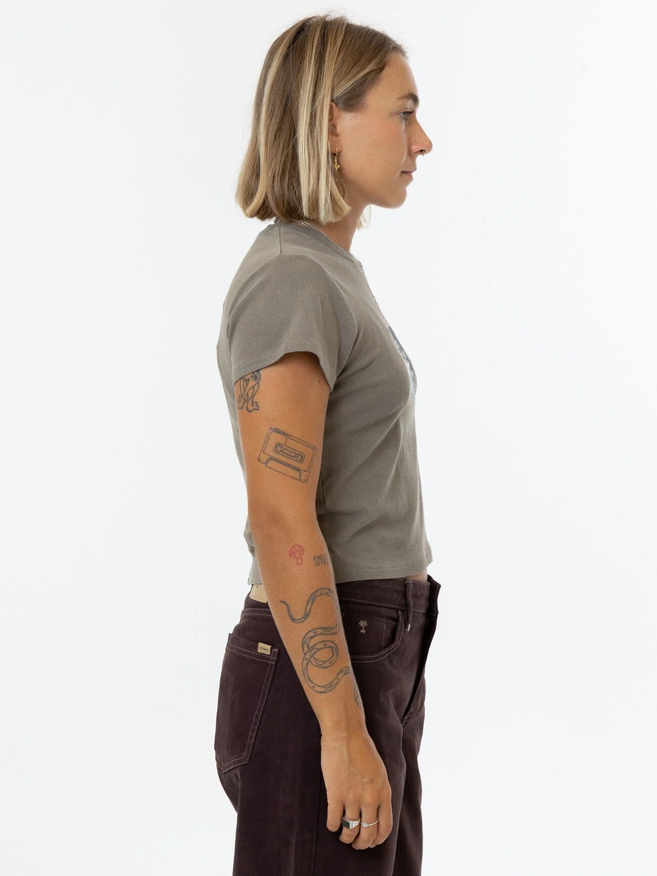 Clique Mini Tee - Desert - Image 5