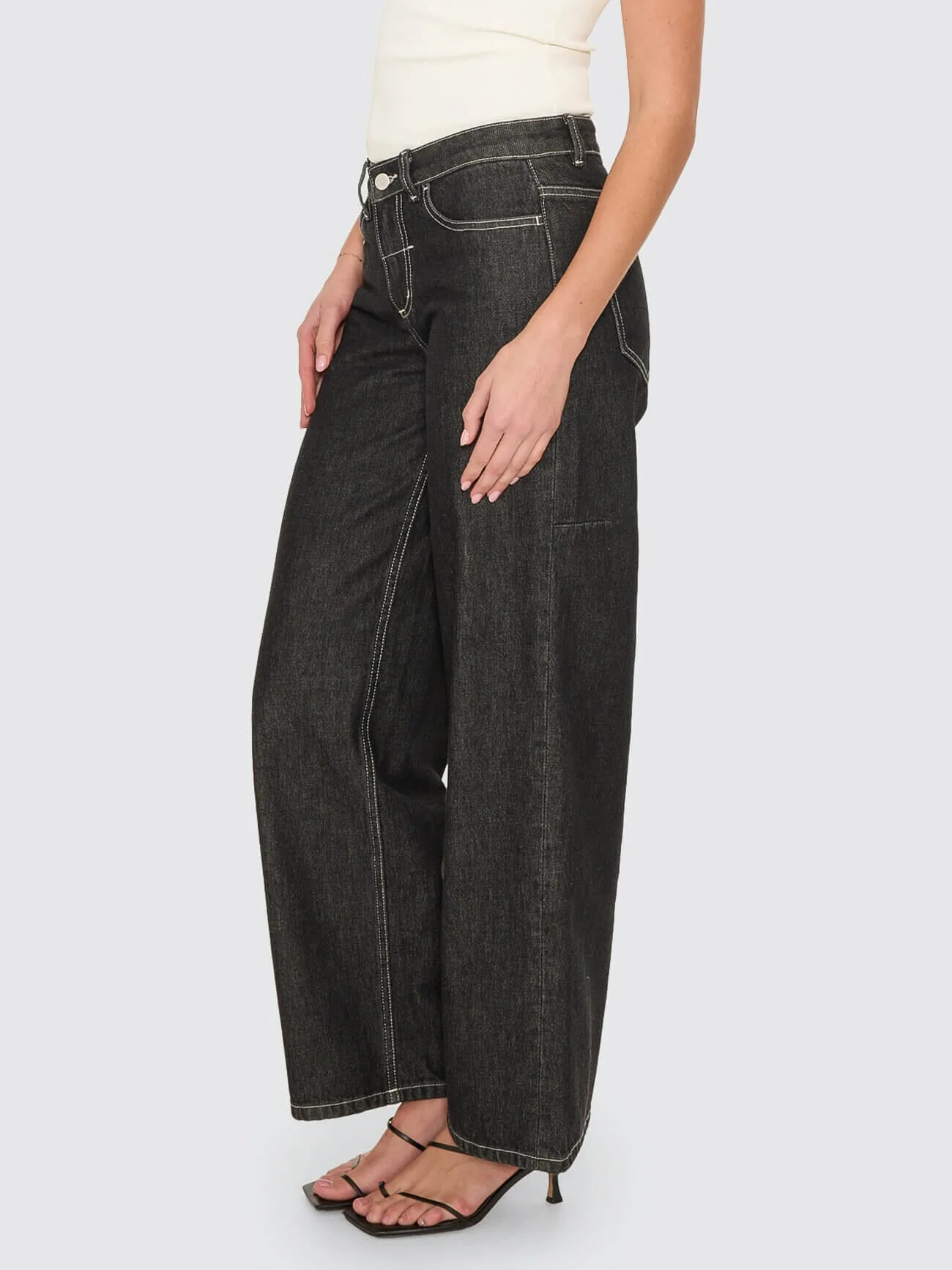 Hunter Low Rise Wide Jean - Raw Black - Image 3