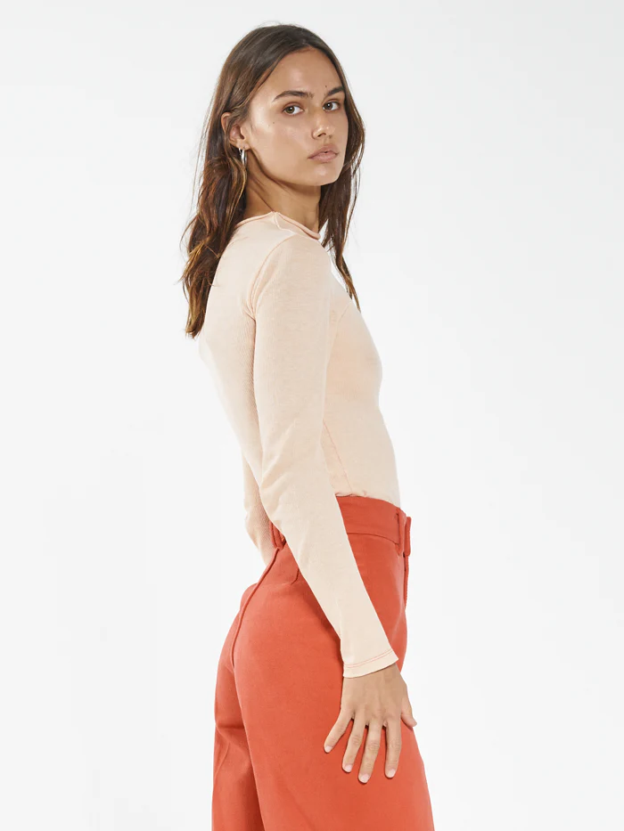 Inverse Hemp Turtle Neck - Apricot - Image 3