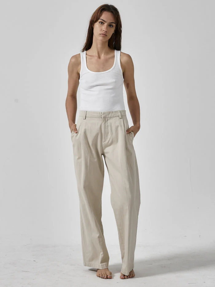 Ivy Mid Rise Pleated Pant - Parchment - Image 5