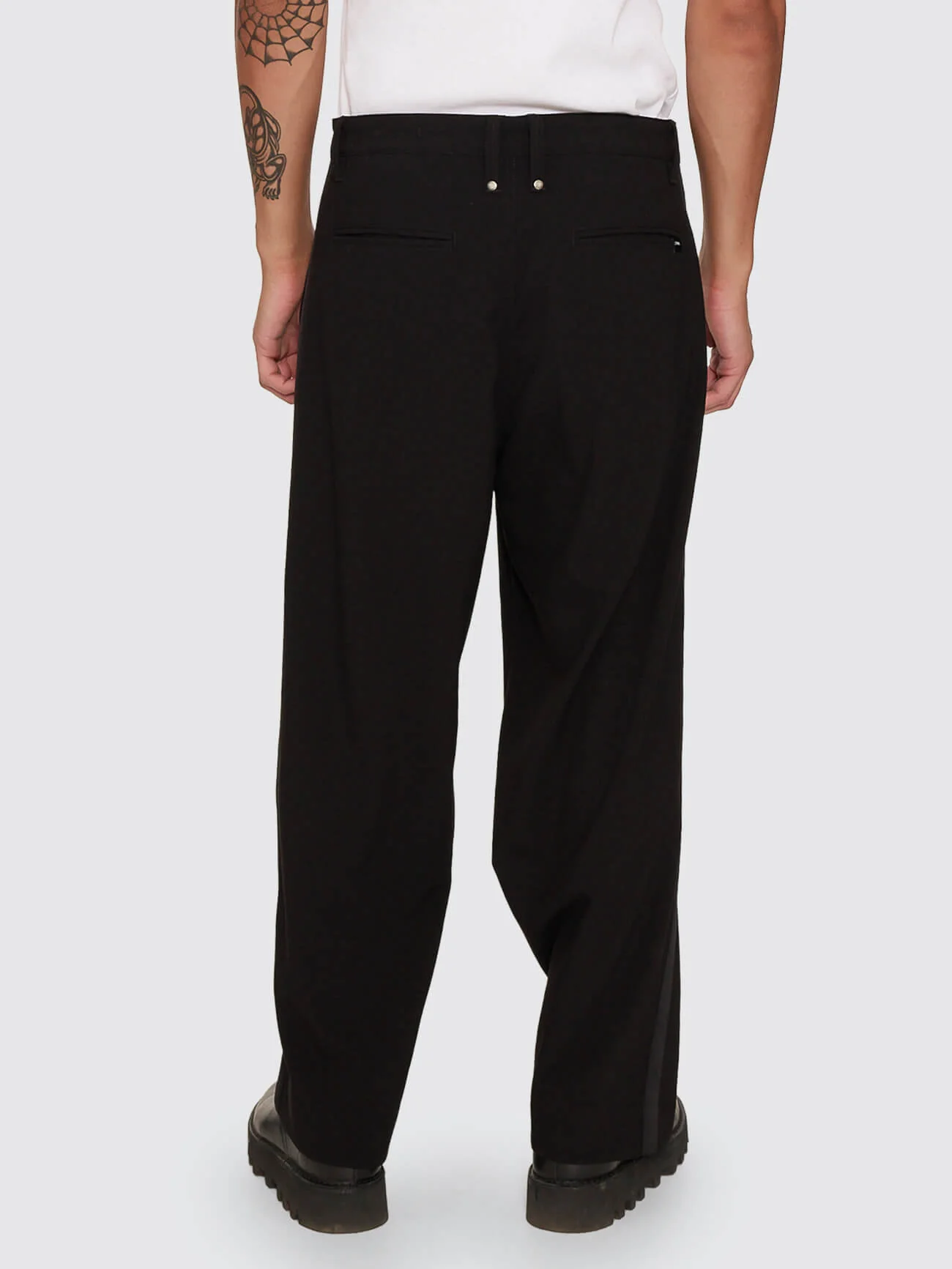 Jacob Tuxedo Big Slacker Cropped Pant - Black - Image 4