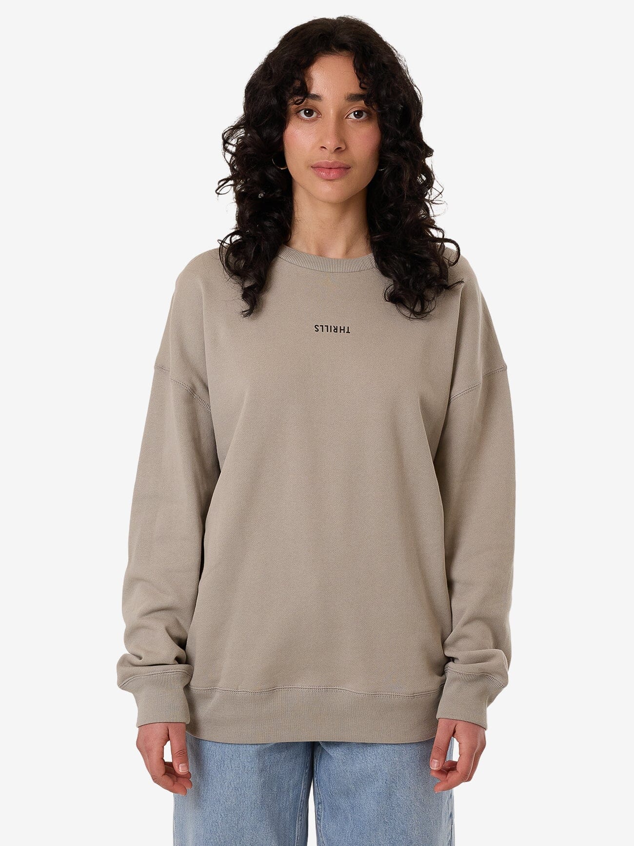 Minimal Thrills Slouch Crew - String - Image 4