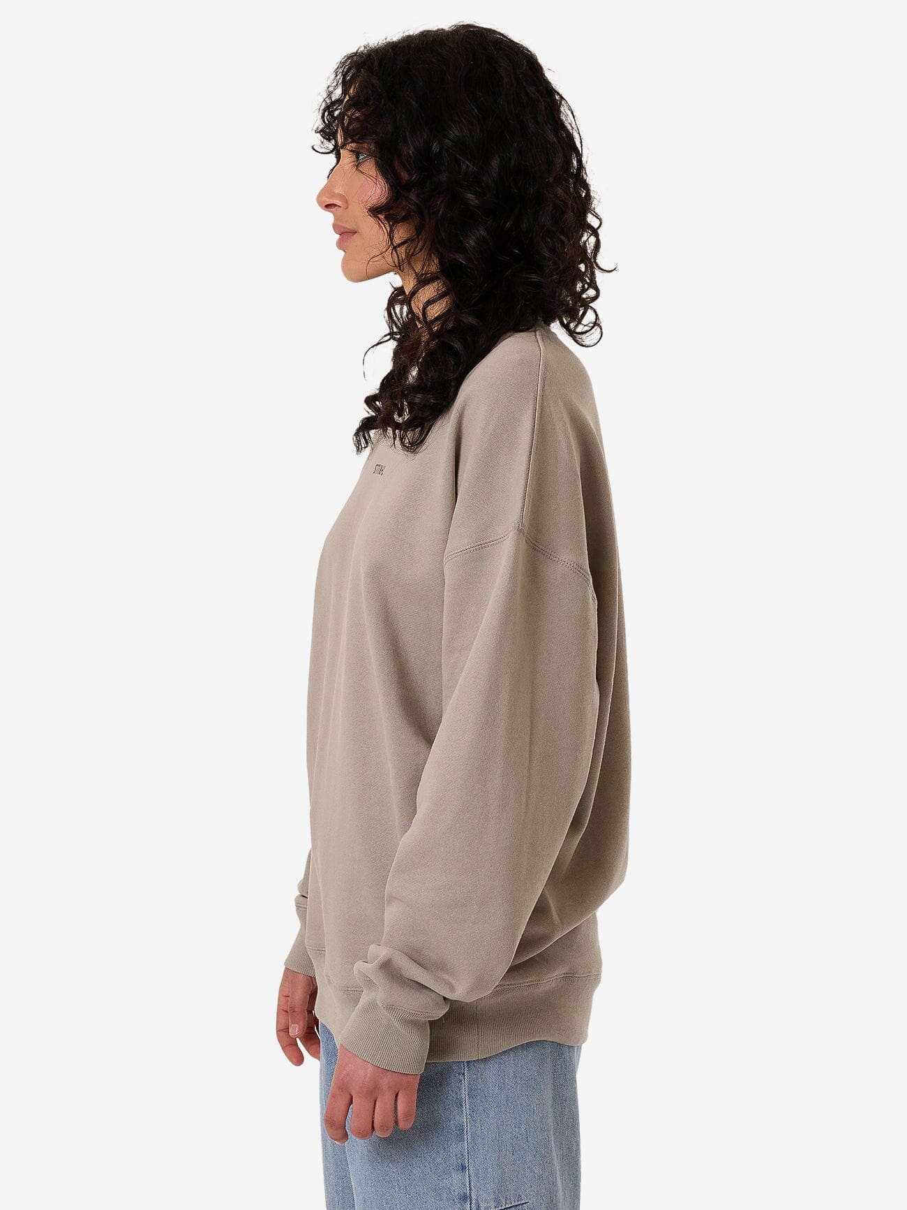 Minimal Thrills Slouch Crew - String - Image 6