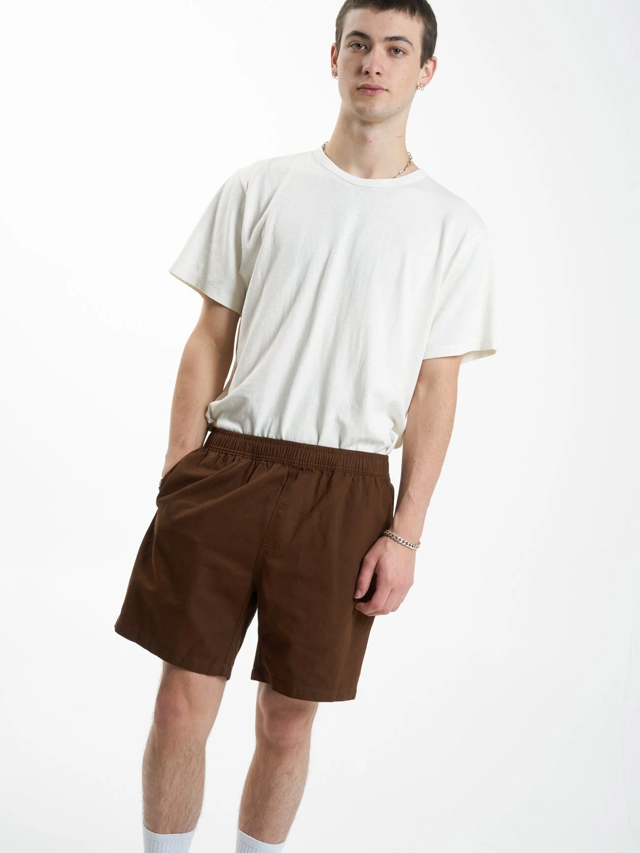 Minimal Thrills Work Volley - Chestnut - Image 6