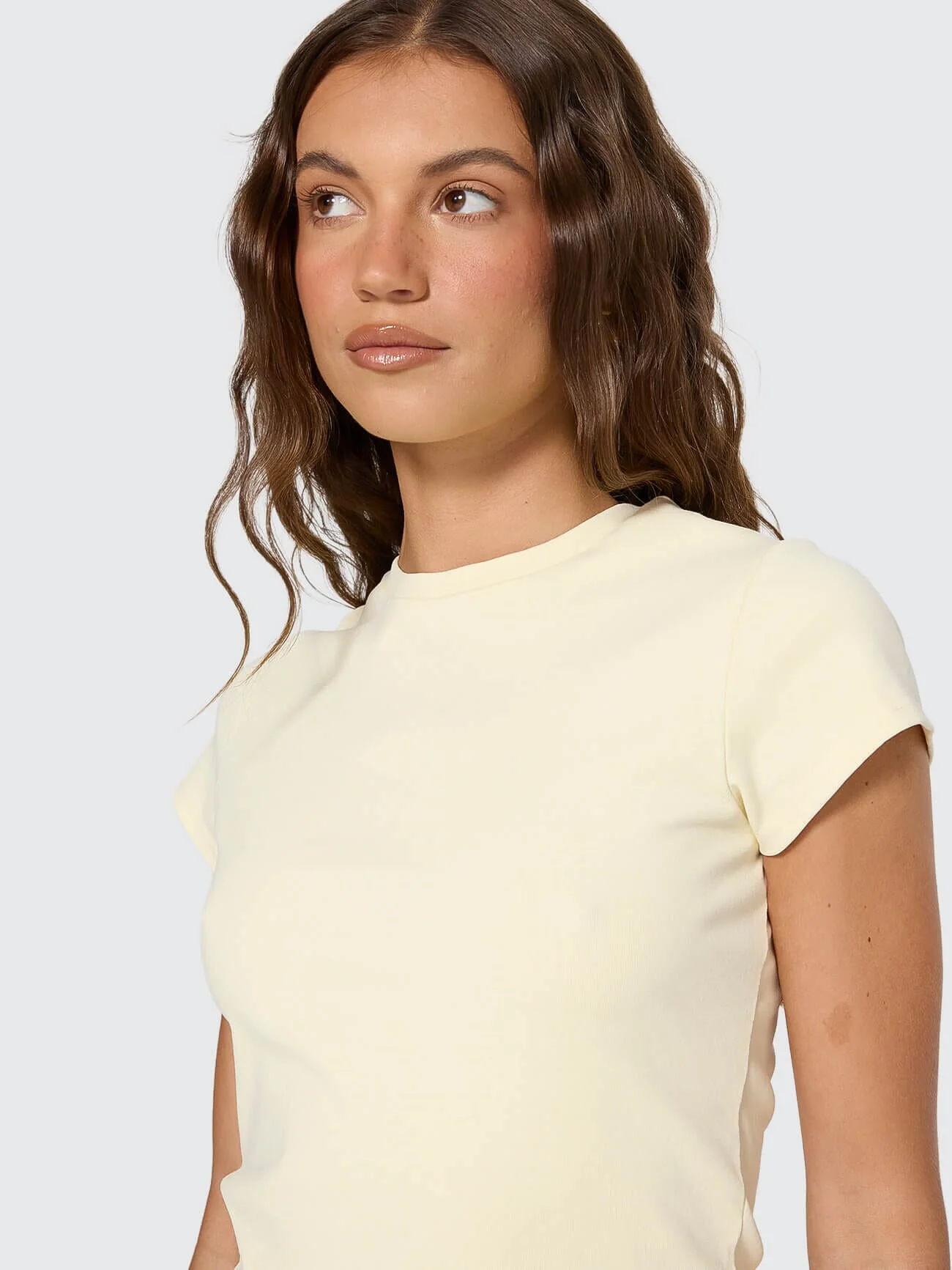 Thrills Club Tee - Butter - Image 10